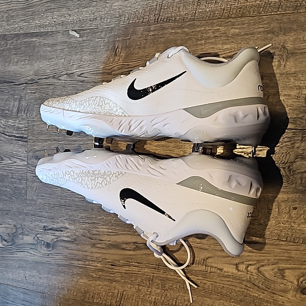 Nike Alpha Huarache Elite 4 Low React Size 14 Cleats. Brand New Without box - Picture 8 of 8